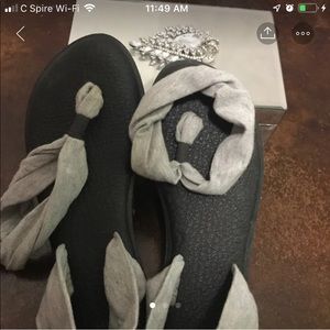 Sanuk sandals size 9 fits more like 8 1/2 NWOT